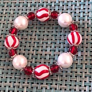 Christmas stretch bracelet.